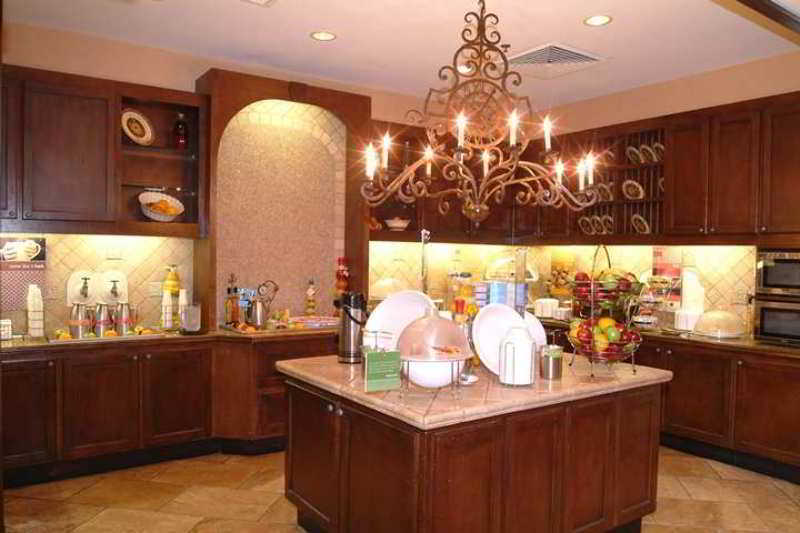 แฮมป์ตัน อินน์ แอนด์ สวีท เลกาซี่ พาร์ค ฟริสโก ร้านอาหาร รูปภาพ